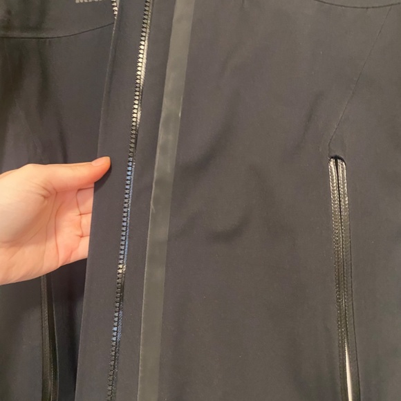 Mammoth waterproof jacket - Picture 3 of 5